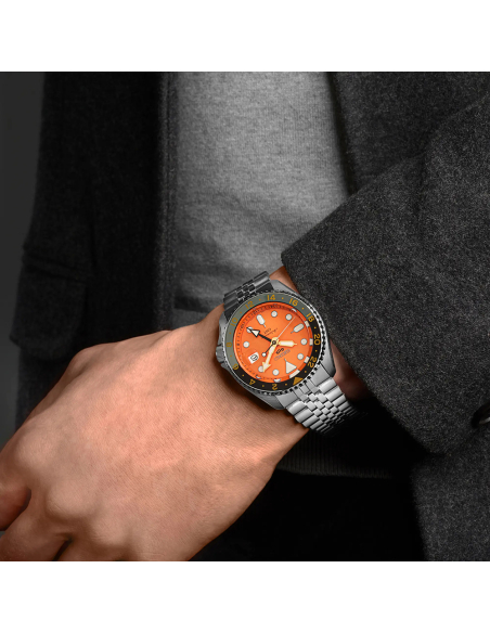 Seiko 5 Sports Automatic SSK005K1 Watch - 4