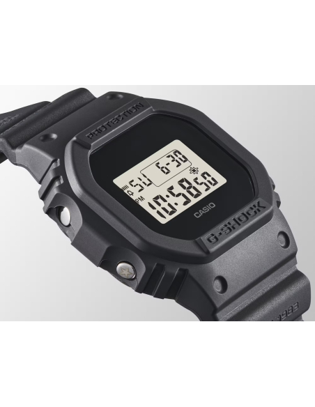 Casio G-SHOCK 40th Anniversary Original DWE-5657RE-1ER Pολόι