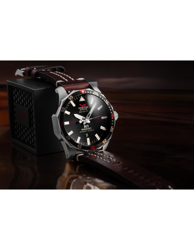 Vostok Europe N-1 Rocket NH35-225A709 Montre - 2
