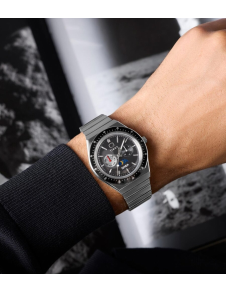 Timex Q Timex NASA Chronograph TW2Y56700 Watch