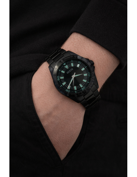 Guess Neo GW1064G3 Watch