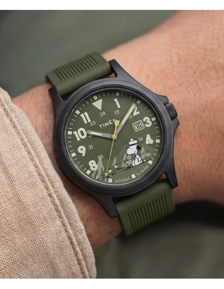 Timex Peanuts Expedition Acadia TW2Y84600 Watch