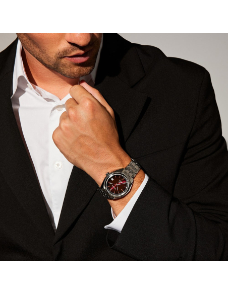 Bulova Jet Star 96B401 Watch